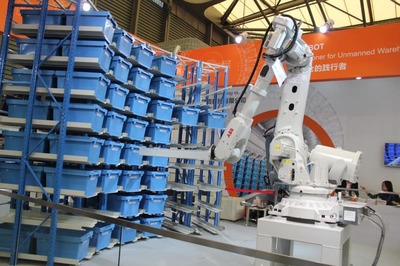 重庆社平智能装备的自动化立体仓库如何AGV码垛机器人